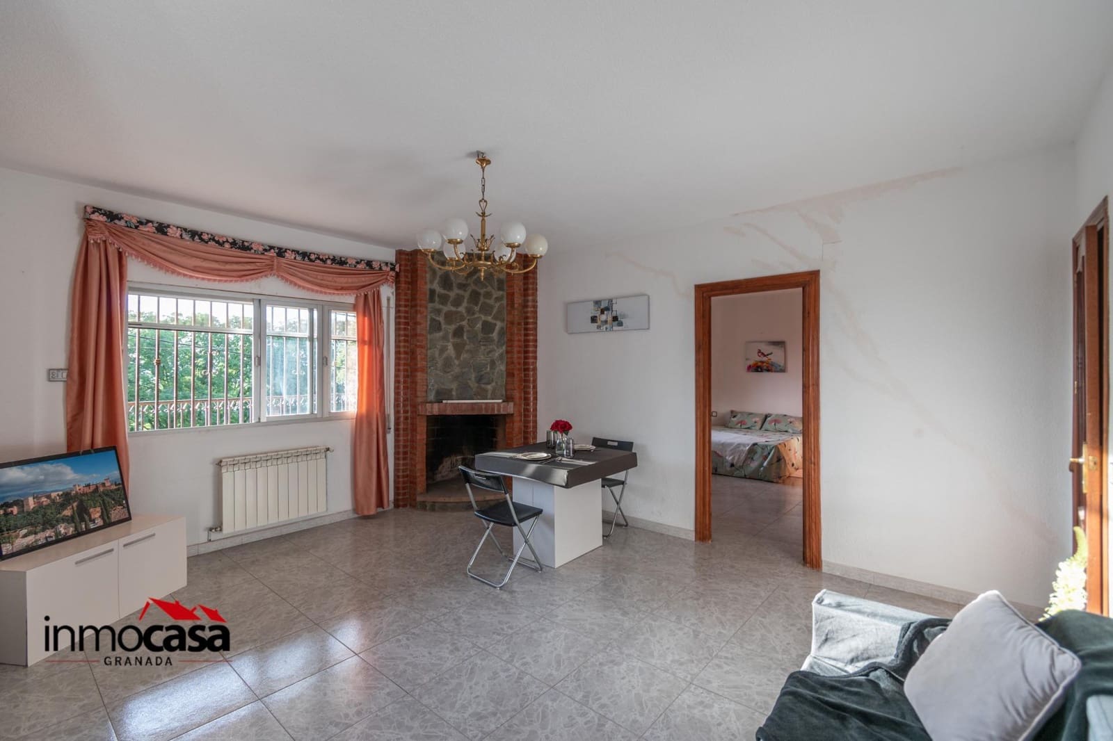 4 soveværelse Lejlighed til salg i Granada by med garage - € 170.000 (Ref: 9017163)