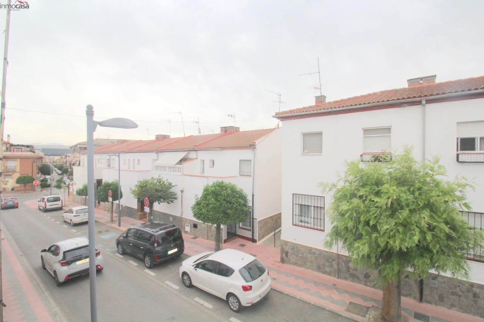 3 camera da letto Villetta a Schiera da affittare in Armilla con garage - 750 € (Rif: 9048990)