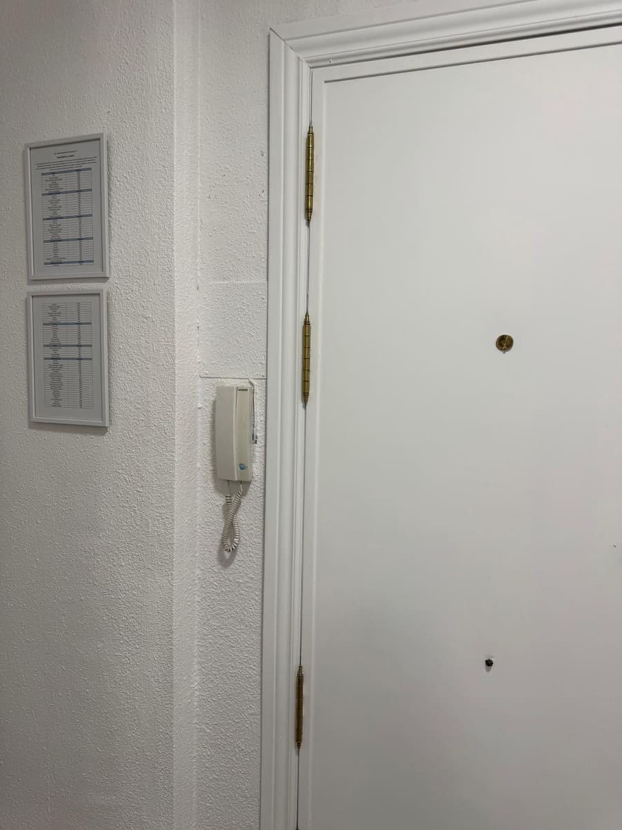 4 makuuhuone Asunto vuokrattavana paikassa Granada kaupunki mukana 
autotalli - 1 200 € (Ref: 9099246)