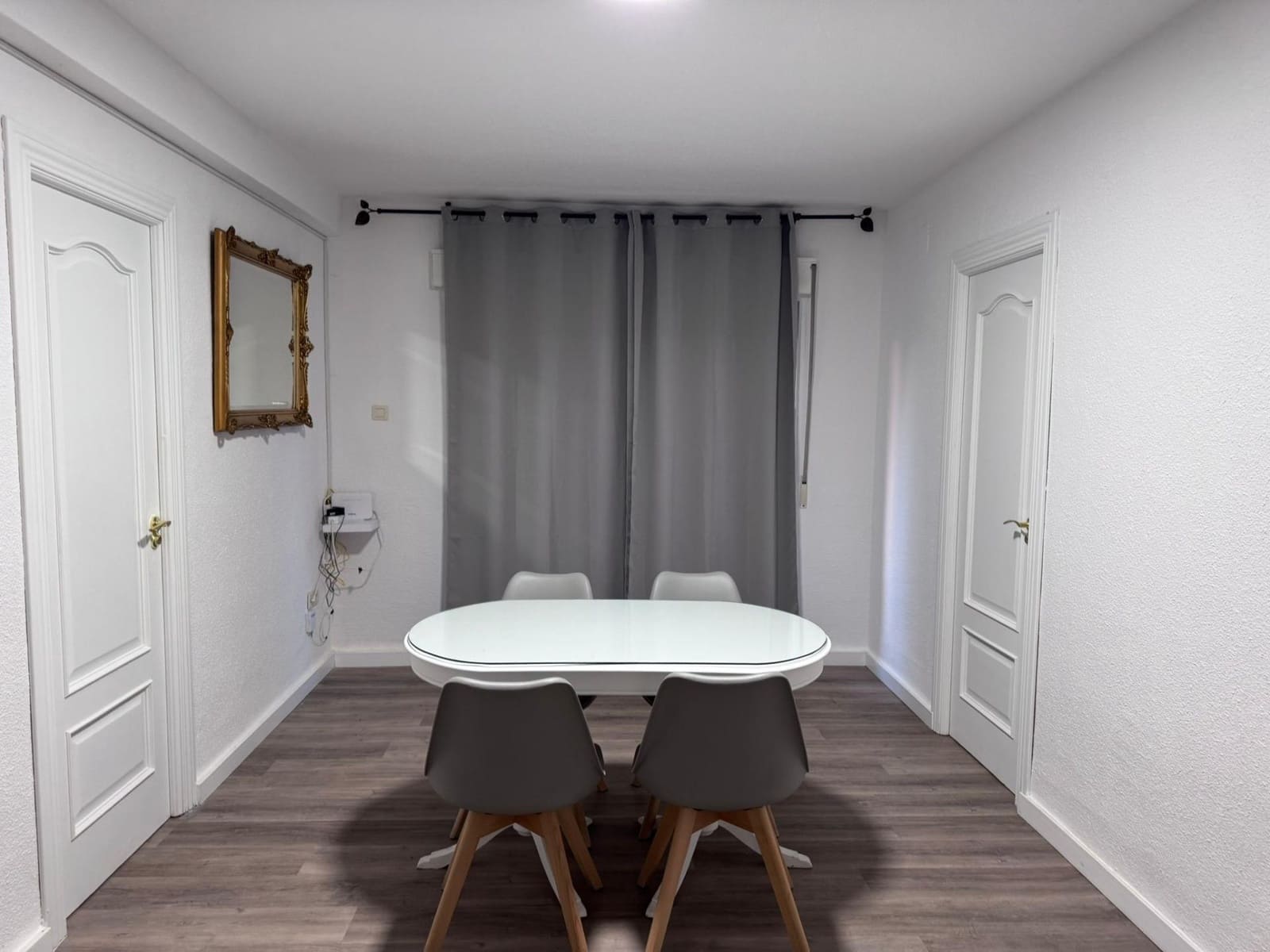 4 sypialnia Mieszkanie do wynajęcia w Miasto Grenada z garażem - 1 200 € (Ref: 9099246)