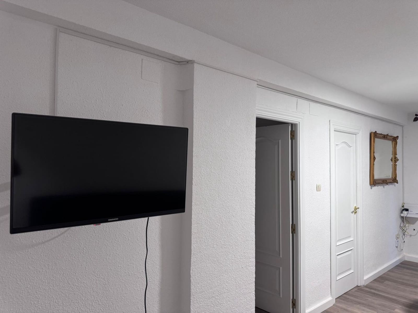 4 sypialnia Mieszkanie do wynajęcia w Miasto Grenada z garażem - 1 200 € (Ref: 9099246)