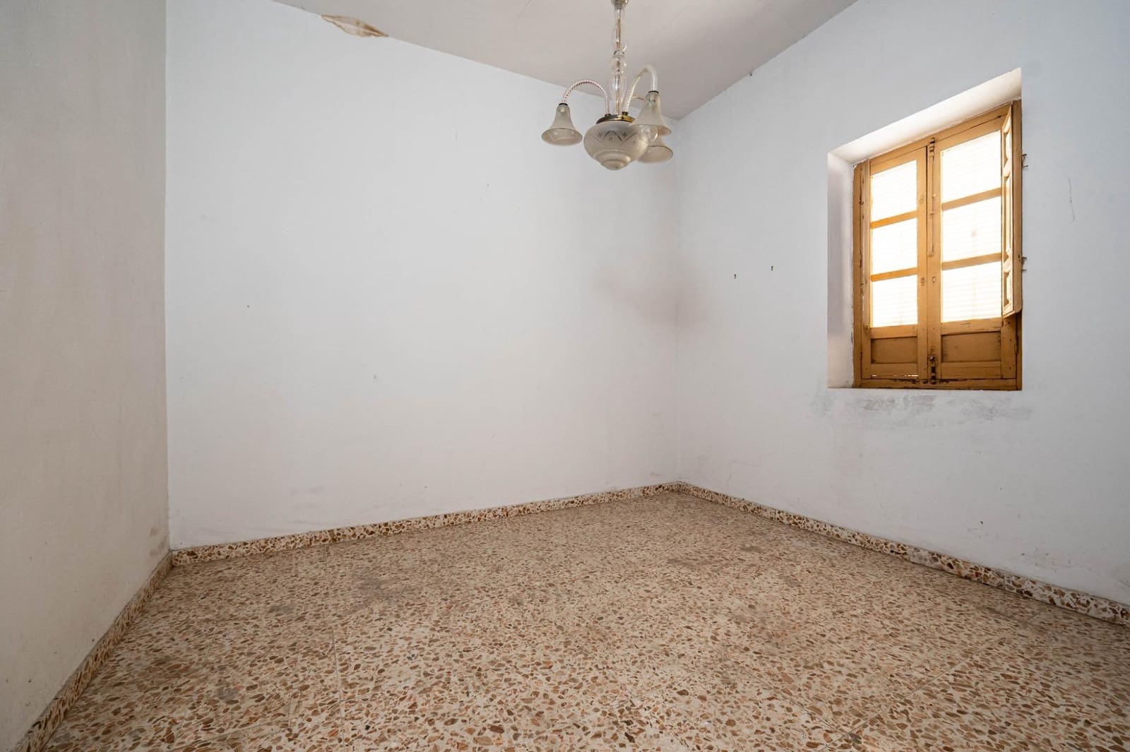 5 soveværelse Rækkehus til salg i Cullar Vega med garage - € 250.000 (Ref: 9103001)