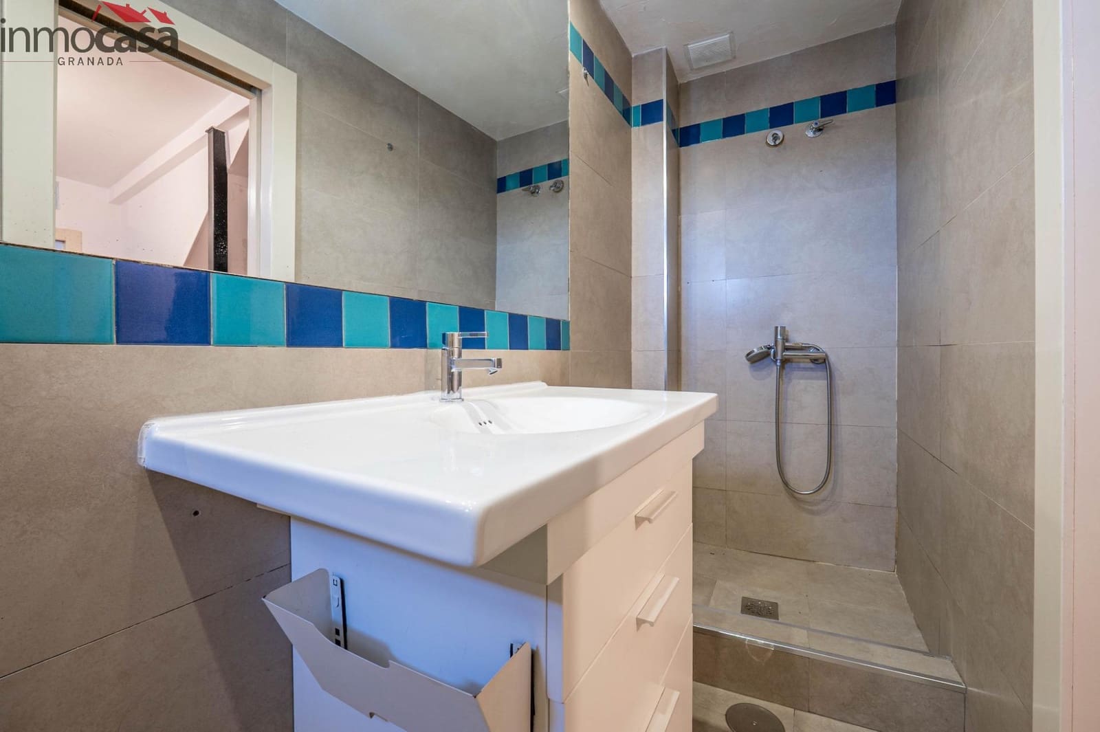 4 soverom Hus til salgs i Granada by med garasje - € 395 000 (Ref: 9103003)