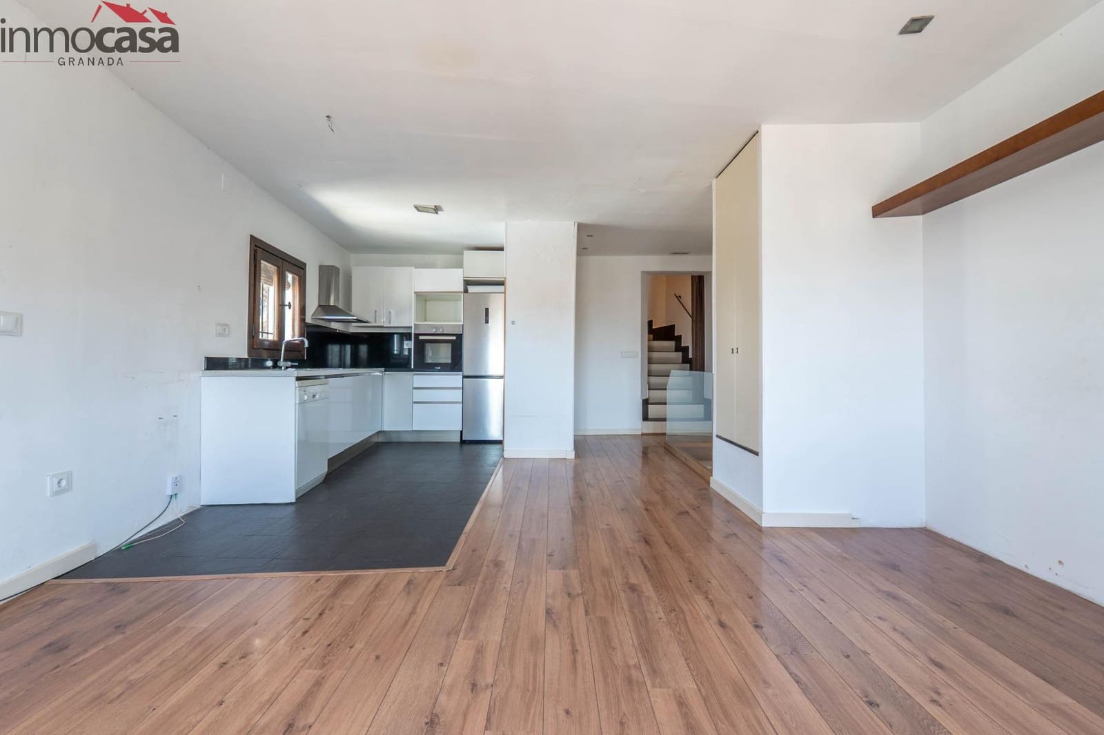 4 soverom Hus til salgs i Granada by med garasje - € 395 000 (Ref: 9103003)