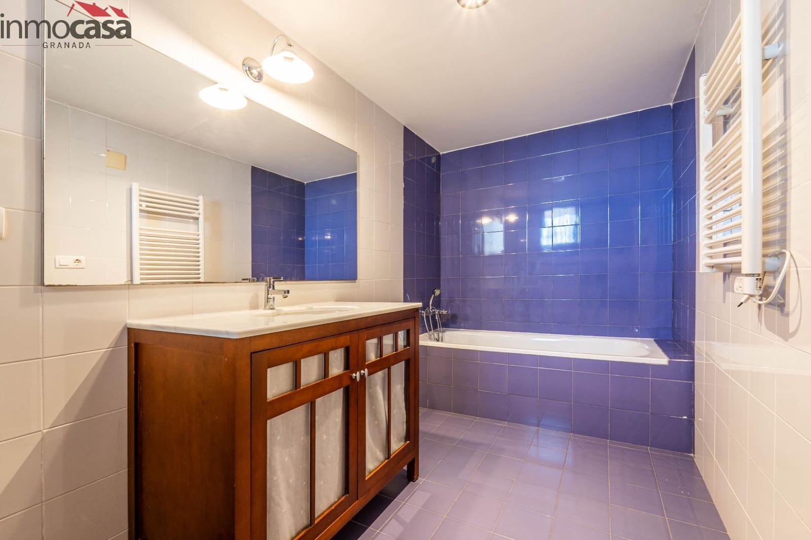 4 soverom Hus til salgs i Granada by med garasje - € 395 000 (Ref: 9103003)