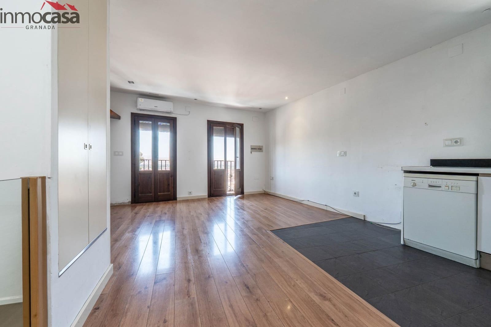 4 soverom Hus til salgs i Granada by med garasje - € 395 000 (Ref: 9103003)