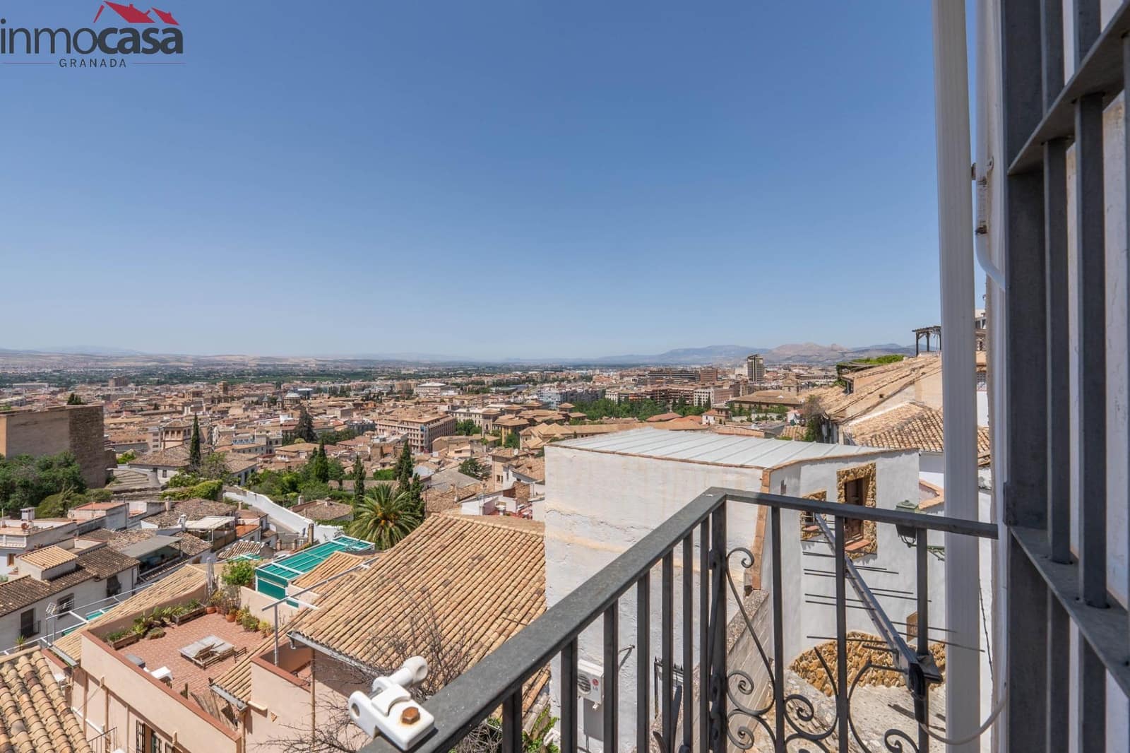 4 soverom Hus til salgs i Granada by med garasje - € 395 000 (Ref: 9103003)