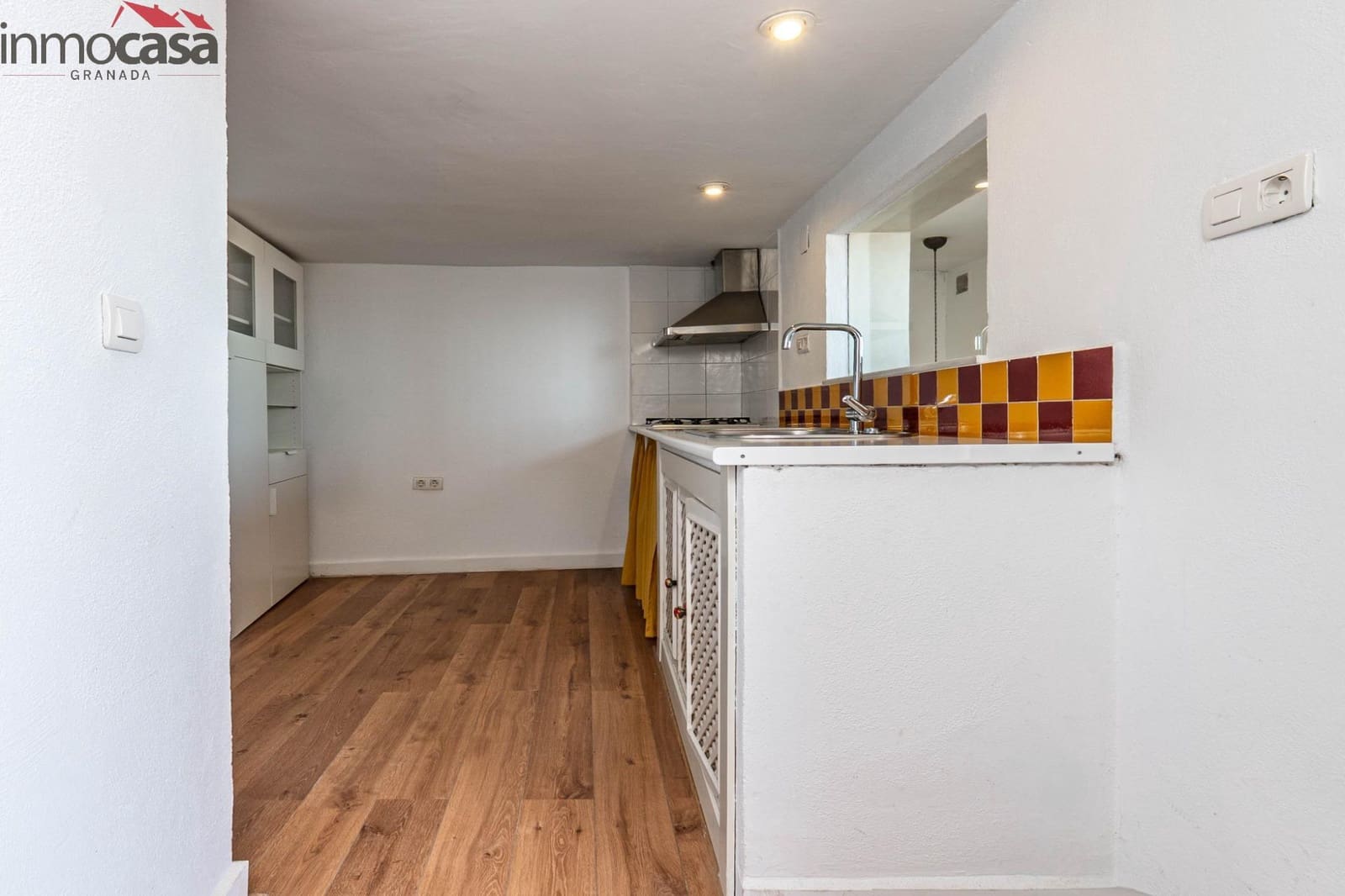 4 soverom Hus til salgs i Granada by med garasje - € 395 000 (Ref: 9103003)