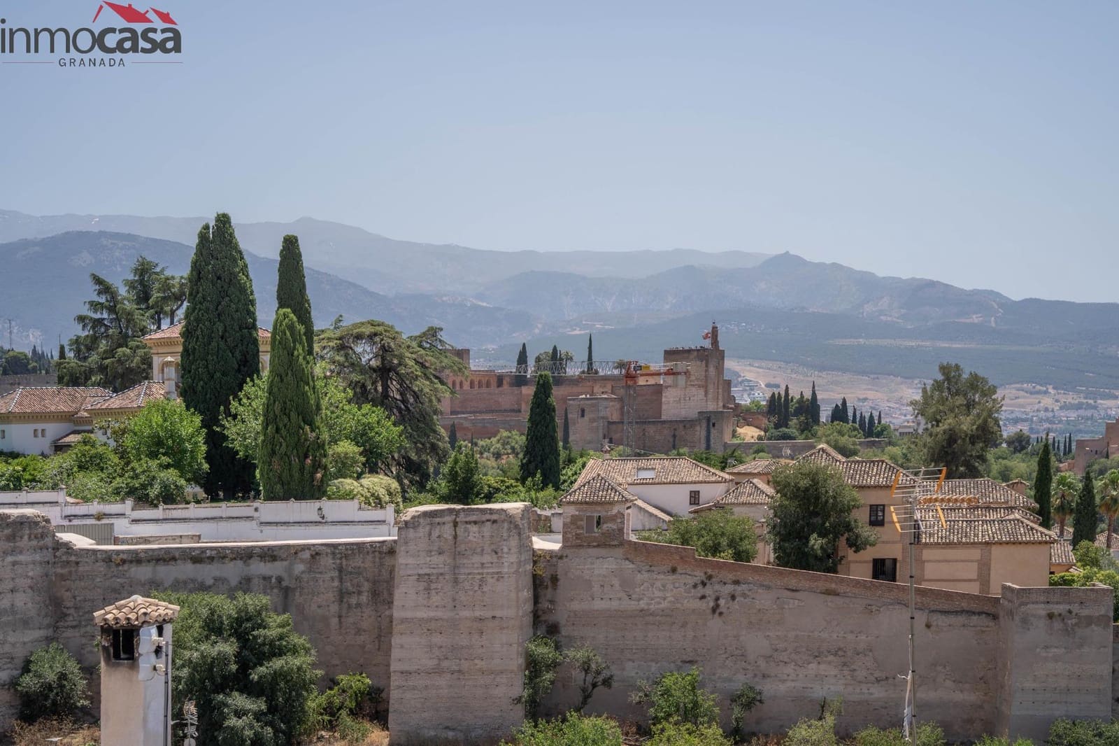 4 soverom Hus til salgs i Granada by med garasje - € 395 000 (Ref: 9103003)