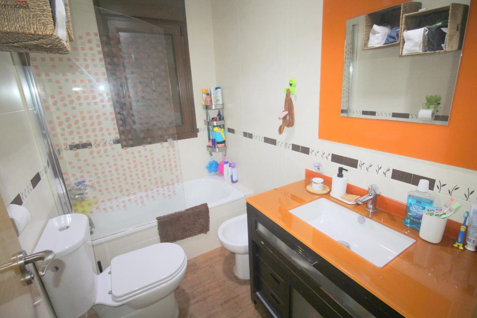2 quarto Apartamento para arrendar em Churriana de la Vega com garagem - 650 € (Ref: 9112452)