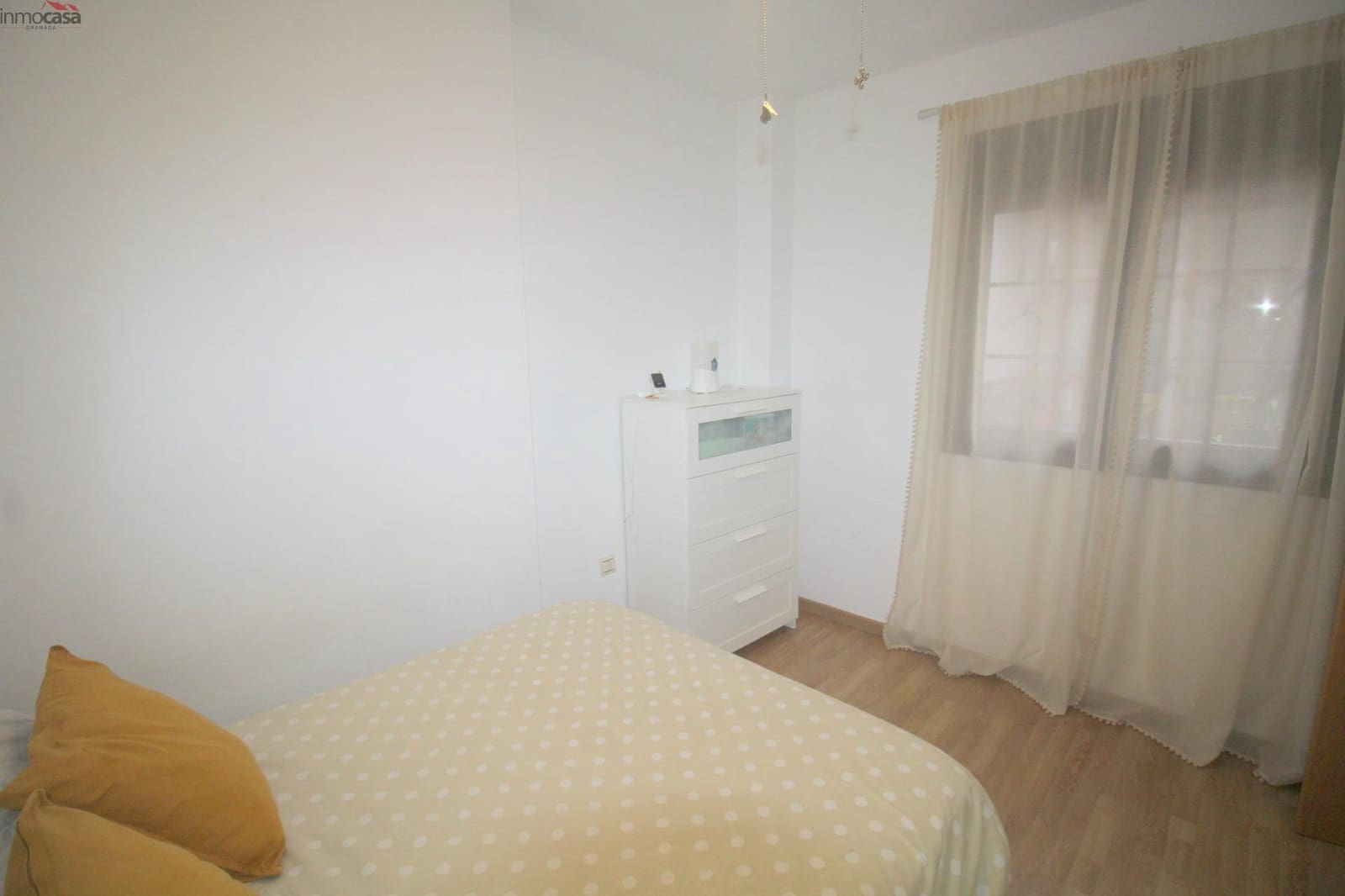 2 quarto Apartamento para arrendar em Churriana de la Vega com garagem - 650 € (Ref: 9112452)