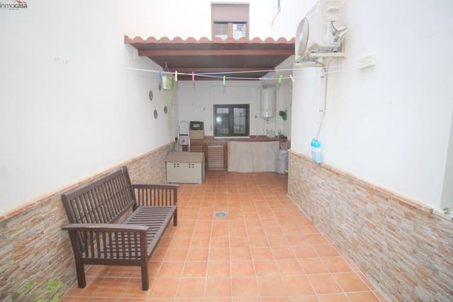 2 quarto Apartamento para arrendar em Churriana de la Vega com garagem - 650 € (Ref: 9112452)