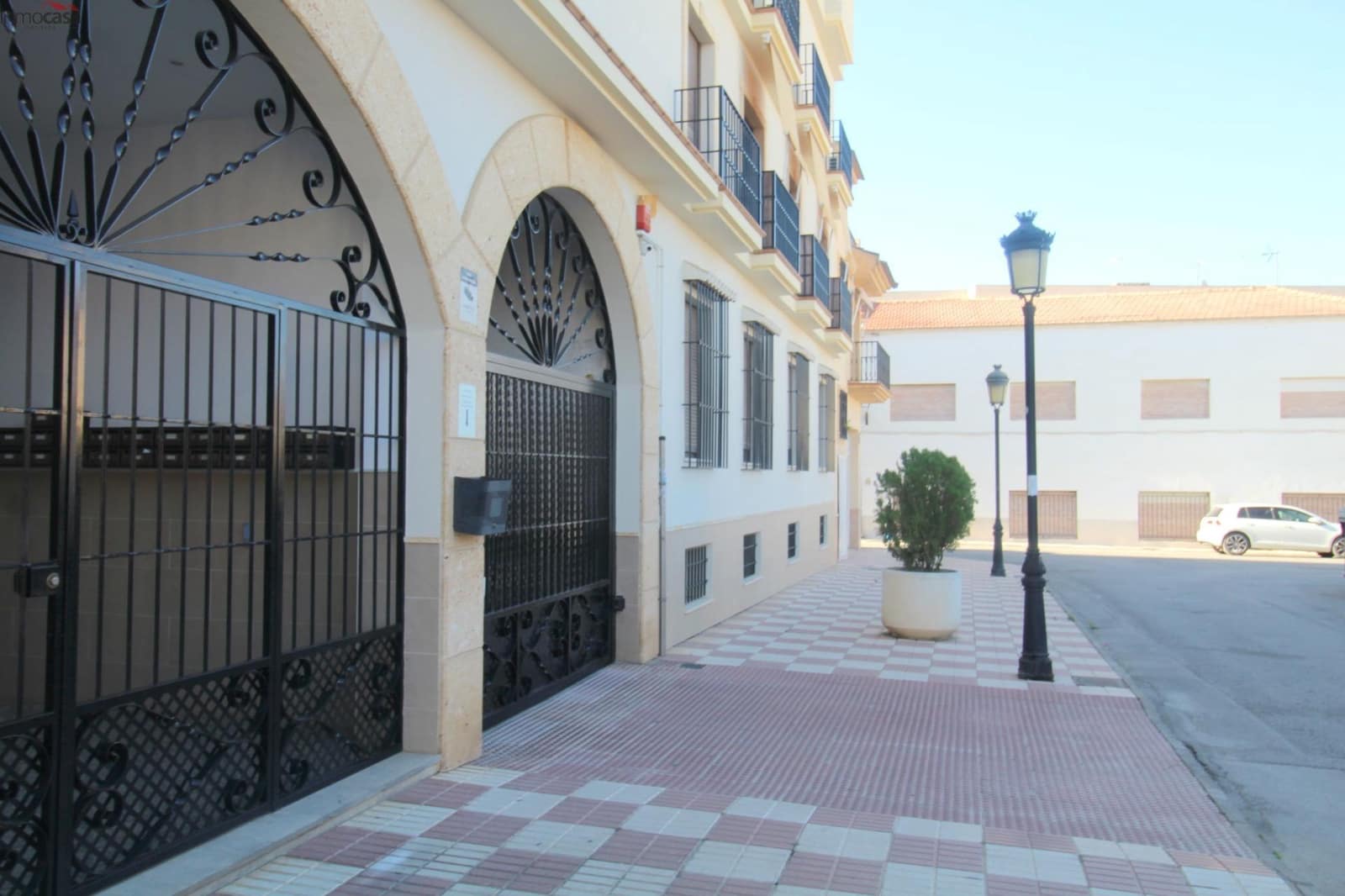 2 quarto Apartamento para arrendar em Churriana de la Vega com garagem - 650 € (Ref: 9112452)