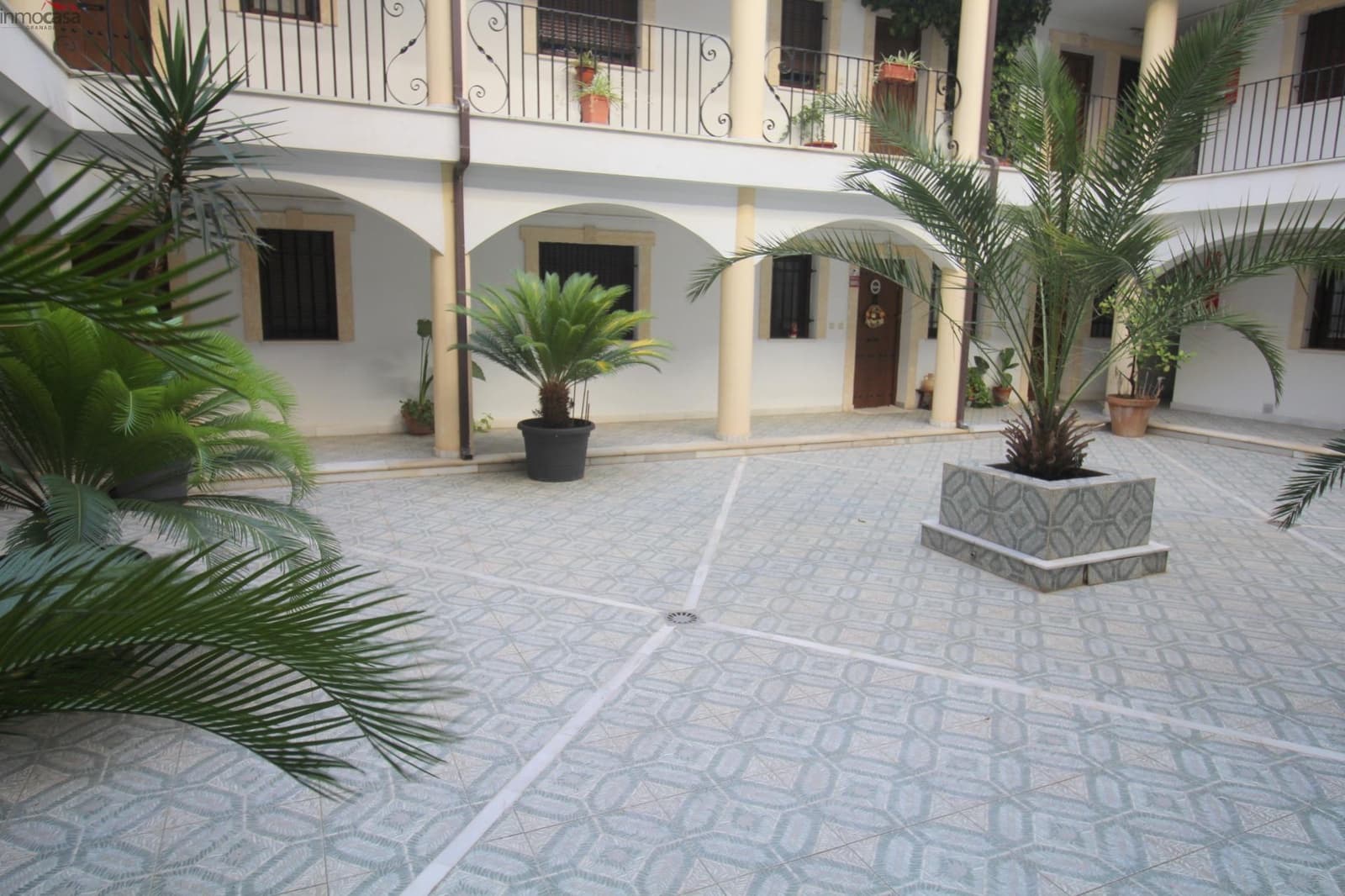 2 quarto Apartamento para arrendar em Churriana de la Vega com garagem - 650 € (Ref: 9112452)