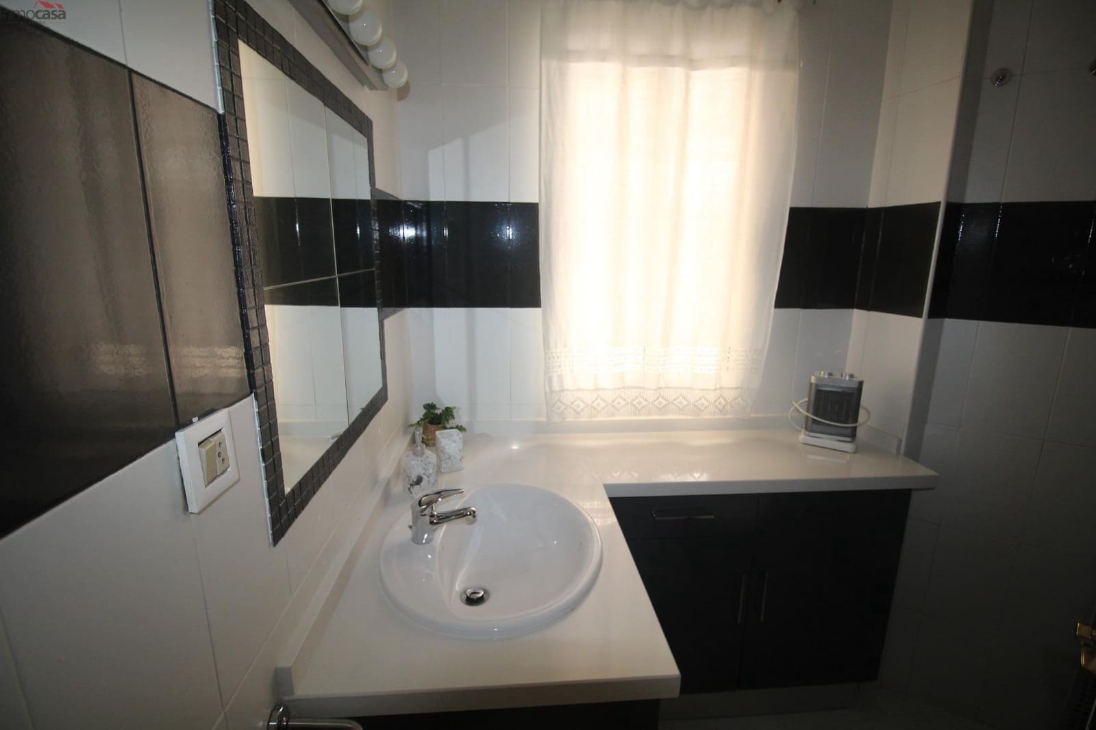 2 soveværelse Lejlighed til leje i Armilla med garage - € 600 (Ref: 9137285)