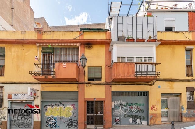 Haus zu verkaufen in Granada Stadt - 380.000 € (Ref: 9147309)