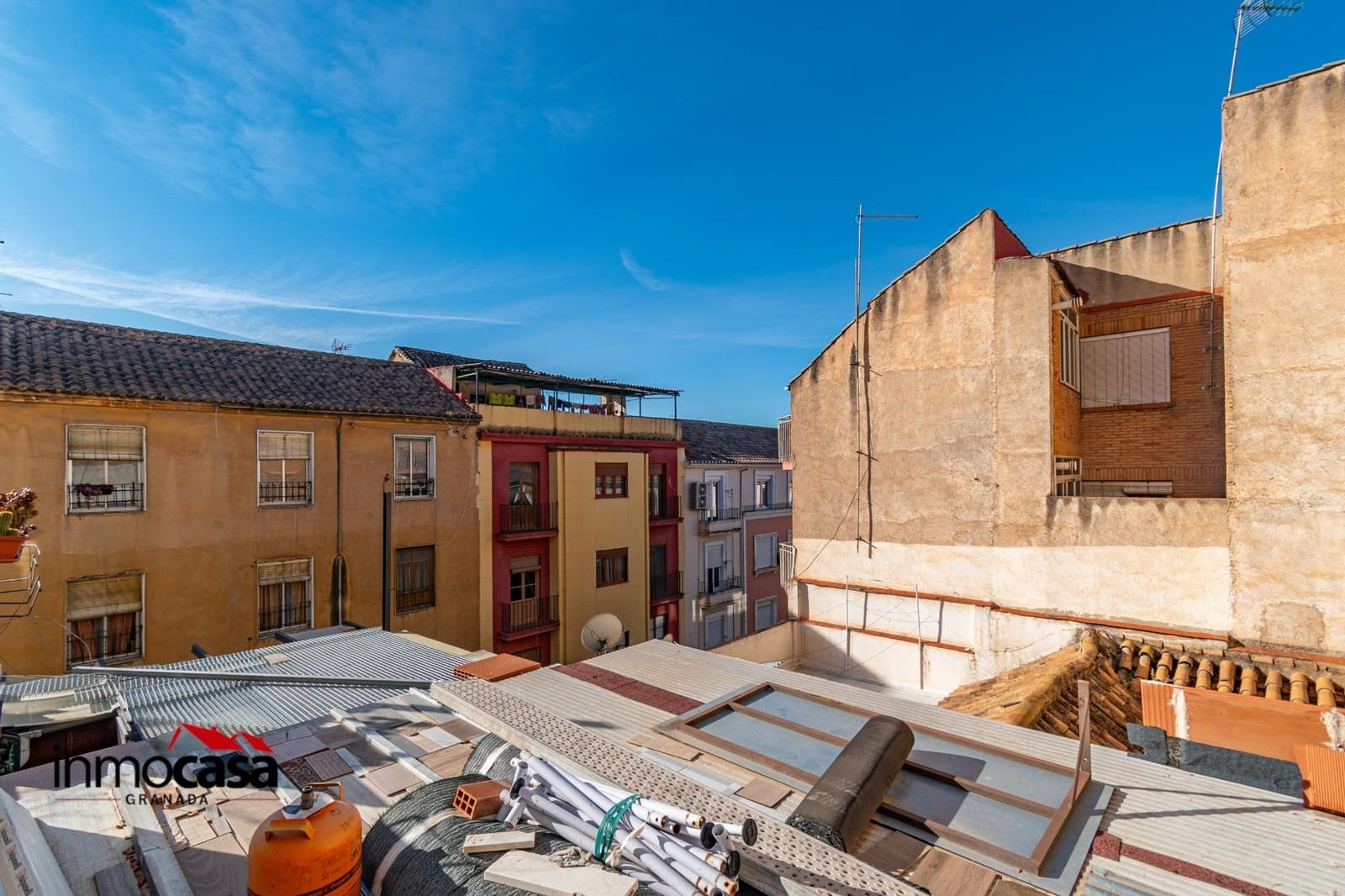 Byhus til salg i Granada by - € 380.000 (Ref: 9147309)