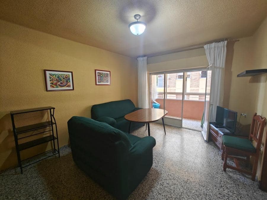 3 soveværelse Lejlighed til leje i Granada by - € 850 (Ref: 9147310)