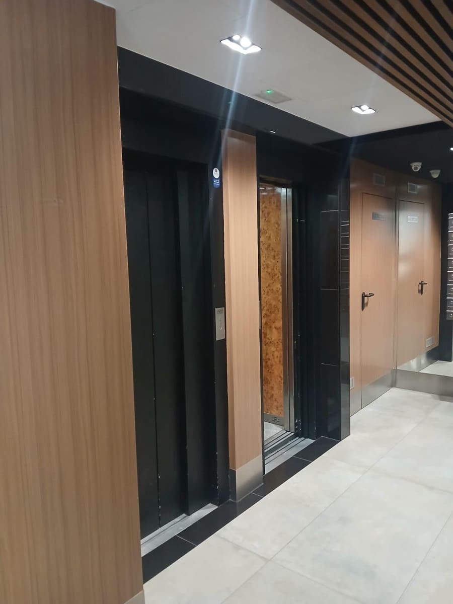 1 slaapkamer Kantoor te huur in Granada stad - € 780 (Ref: 9165906)