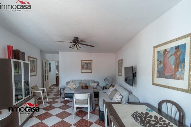 Piso de 2 habitaciones en La Herradura, Almuñécar en venta con garaje - 174.900 € (Ref: 9174616)