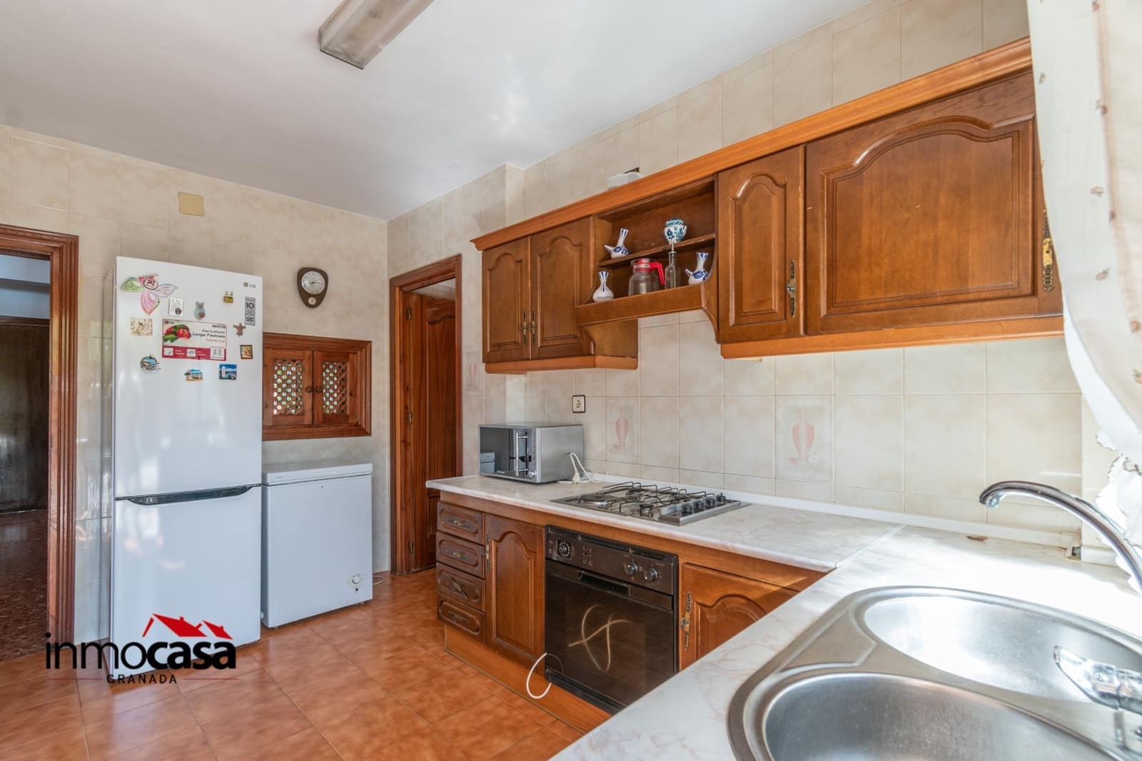 6 soveværelse Villa til salg i Otura med swimmingpool garage - € 340.000 (Ref: 9215215)