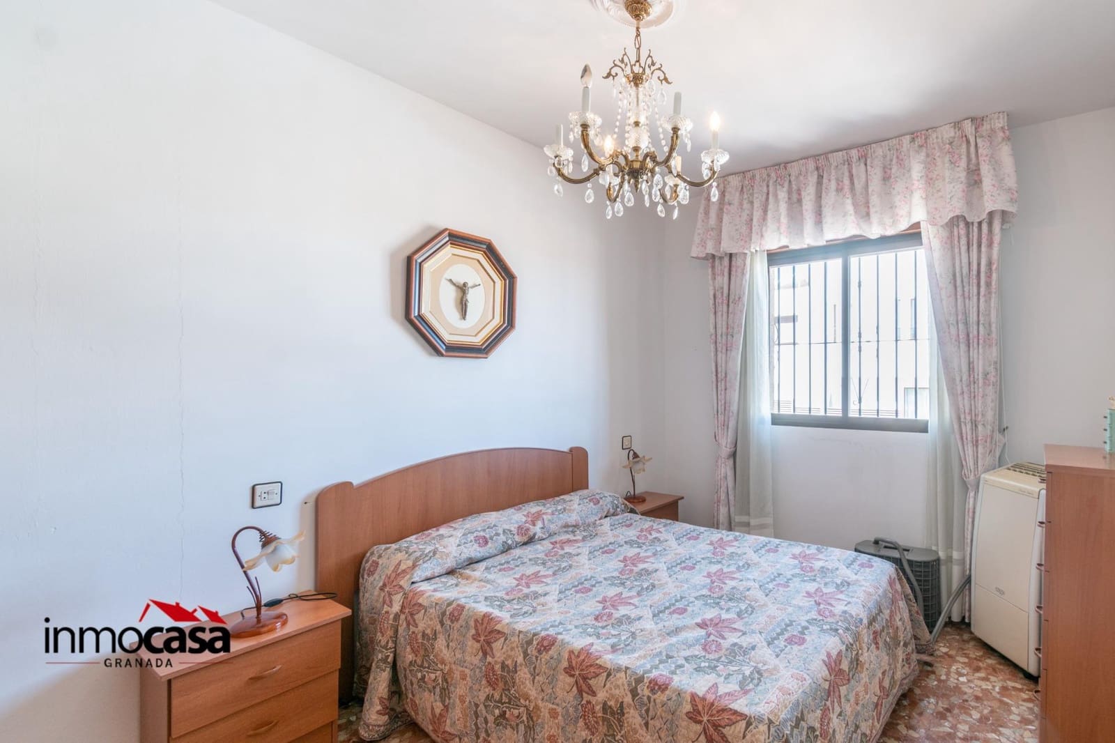 6 soveværelse Villa til salg i Otura med swimmingpool garage - € 340.000 (Ref: 9215215)