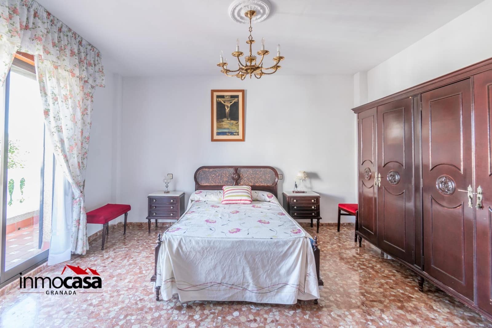 6 soveværelse Villa til salg i Otura med swimmingpool garage - € 340.000 (Ref: 9215215)