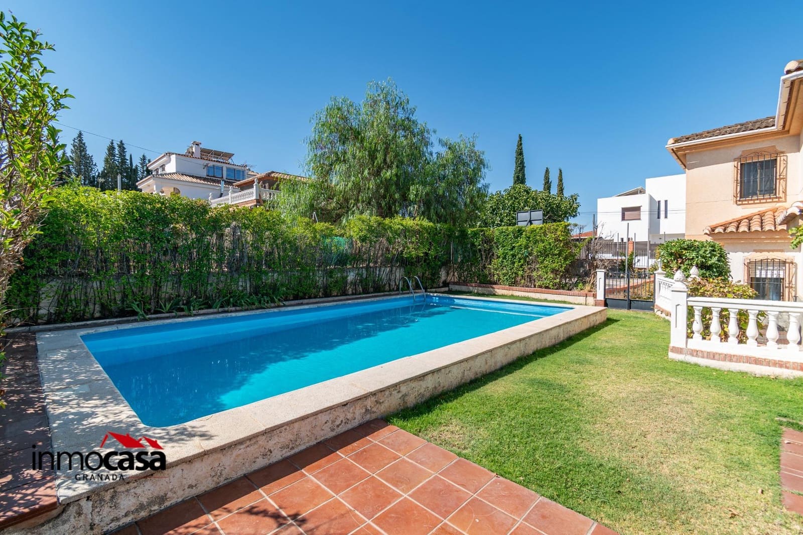 6 soveværelse Villa til salg i Otura med swimmingpool garage - € 340.000 (Ref: 9215215)