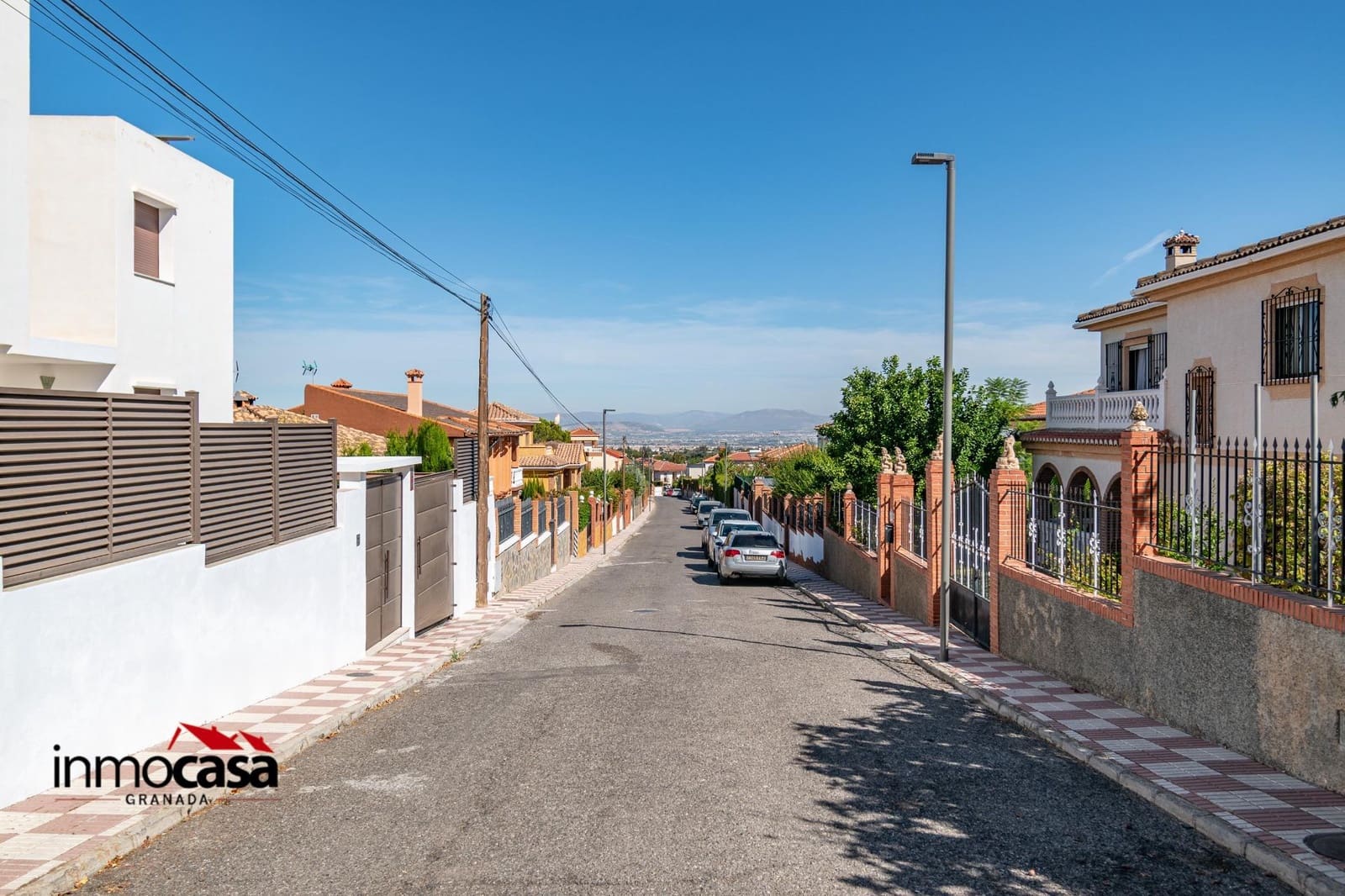 6 soveværelse Villa til salg i Otura med swimmingpool garage - € 340.000 (Ref: 9215215)