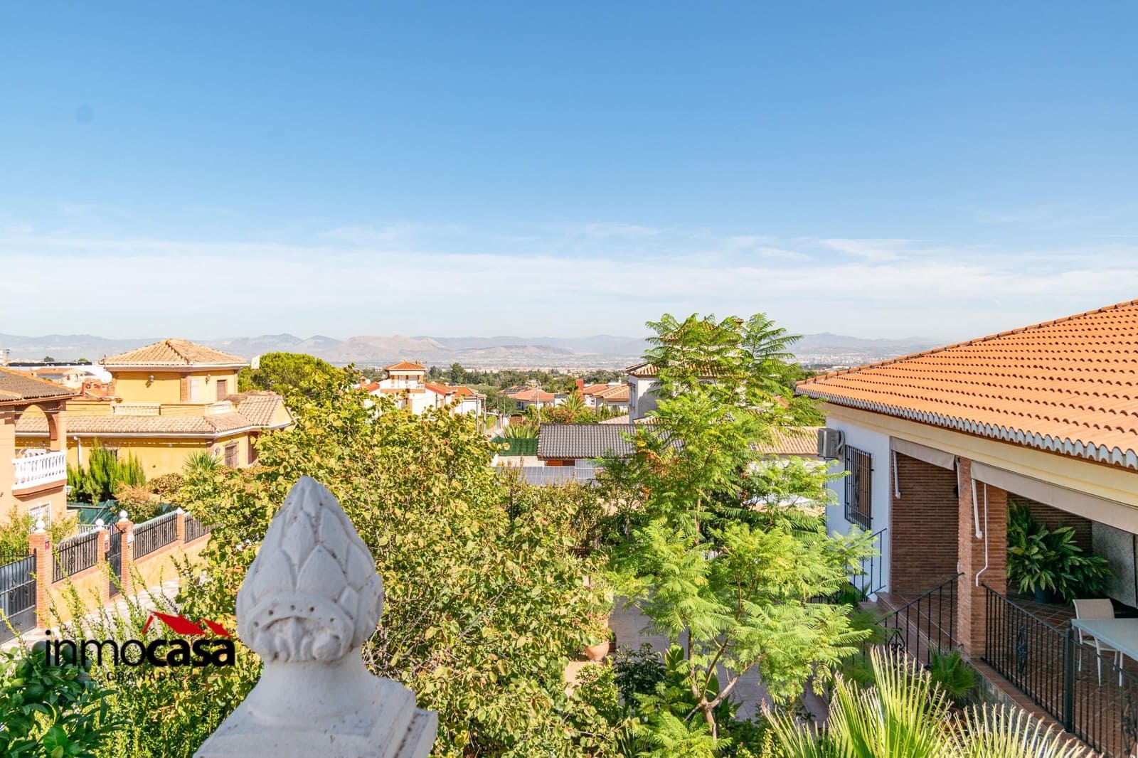 6 soveværelse Villa til salg i Otura med swimmingpool garage - € 340.000 (Ref: 9215215)