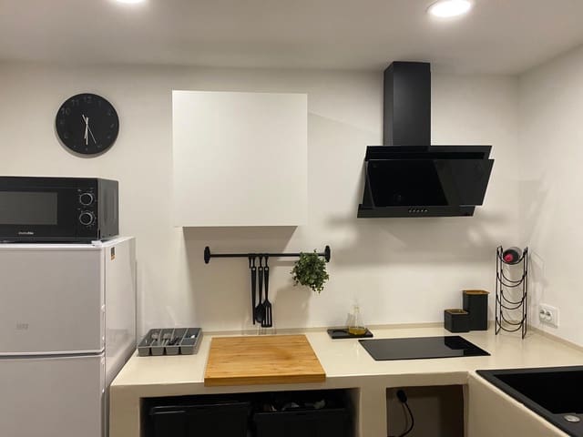 1 bedroom Flat for sale in Cenes de la Vega with garage - € 150,000 (Ref: 9226865)