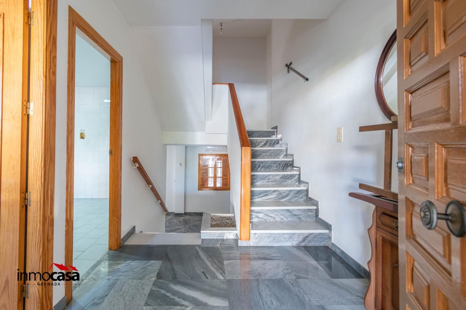 Adosado de 3 habitaciones en Ogíjares en venta con garaje - 229.000 € (Ref: 9243162)