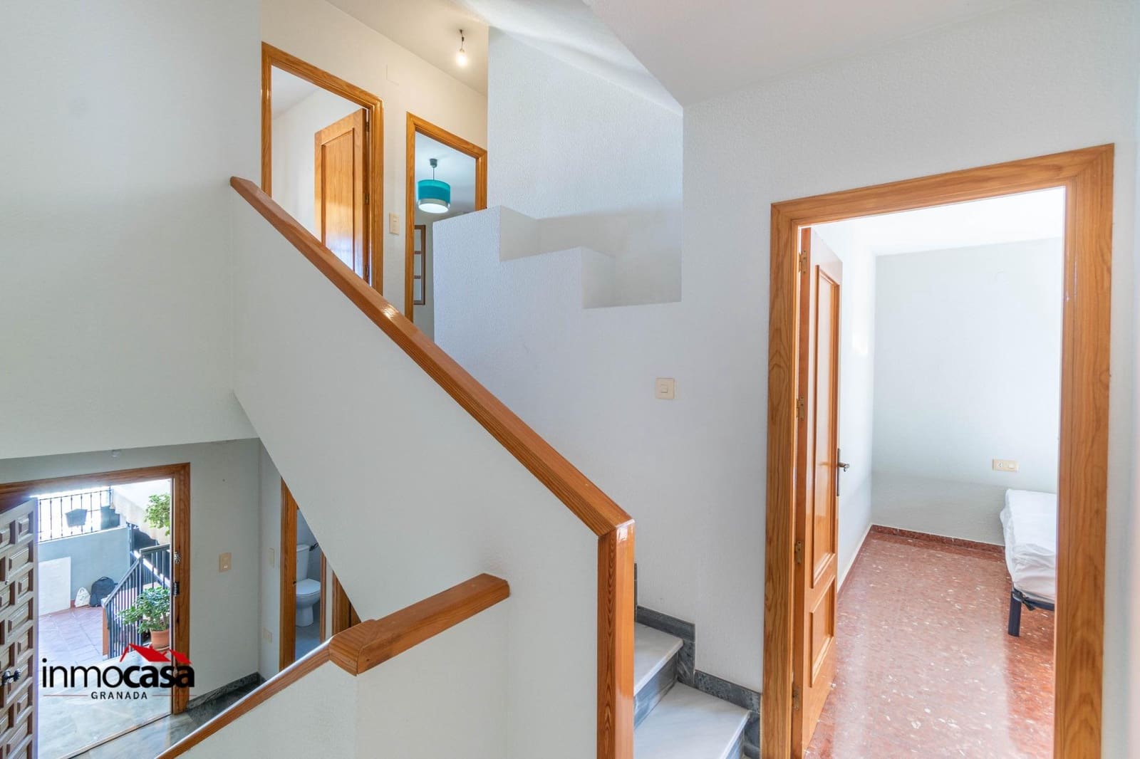 Adosado de 3 habitaciones en Ogíjares en venta con garaje - 229.000 € (Ref: 9243162)