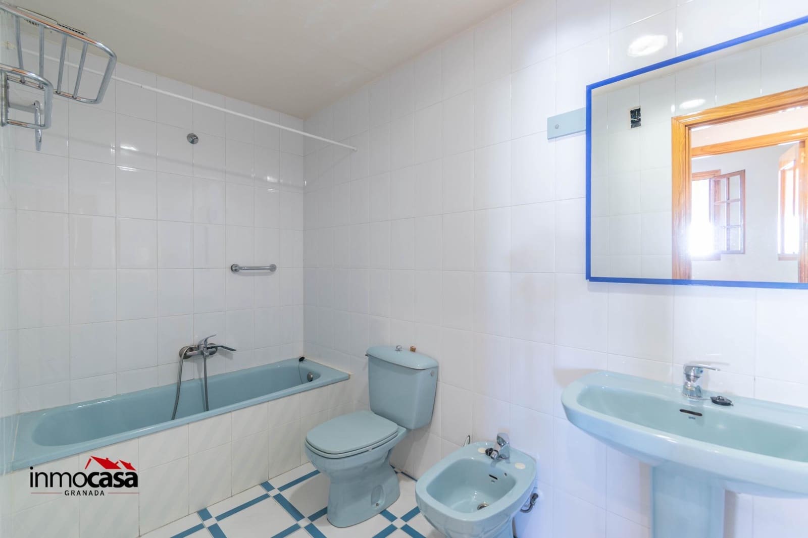 Adosado de 3 habitaciones en Ogíjares en venta con garaje - 229.000 € (Ref: 9243162)