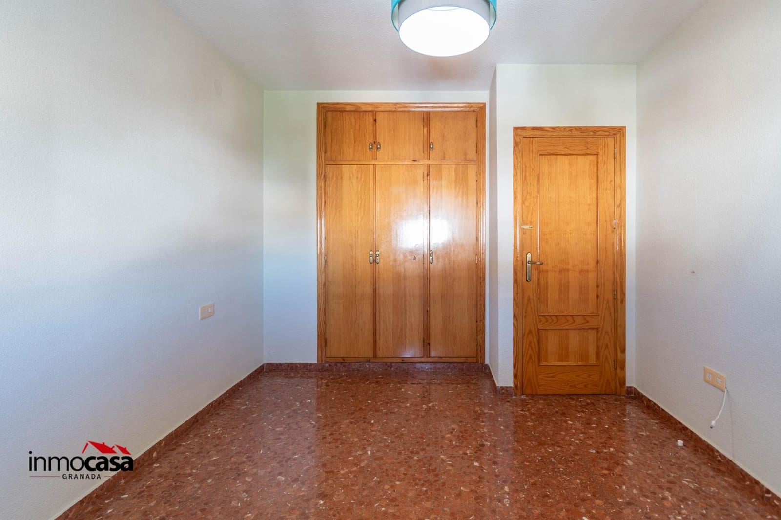 Adosado de 3 habitaciones en Ogíjares en venta con garaje - 229.000 € (Ref: 9243162)
