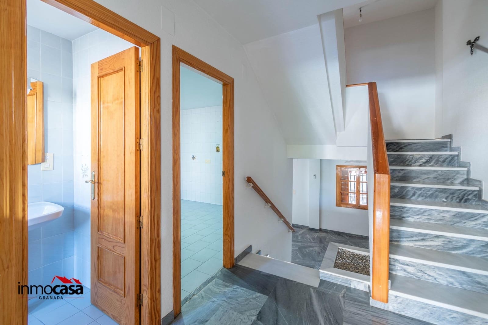 Adosado de 3 habitaciones en Ogíjares en venta con garaje - 229.000 € (Ref: 9243162)