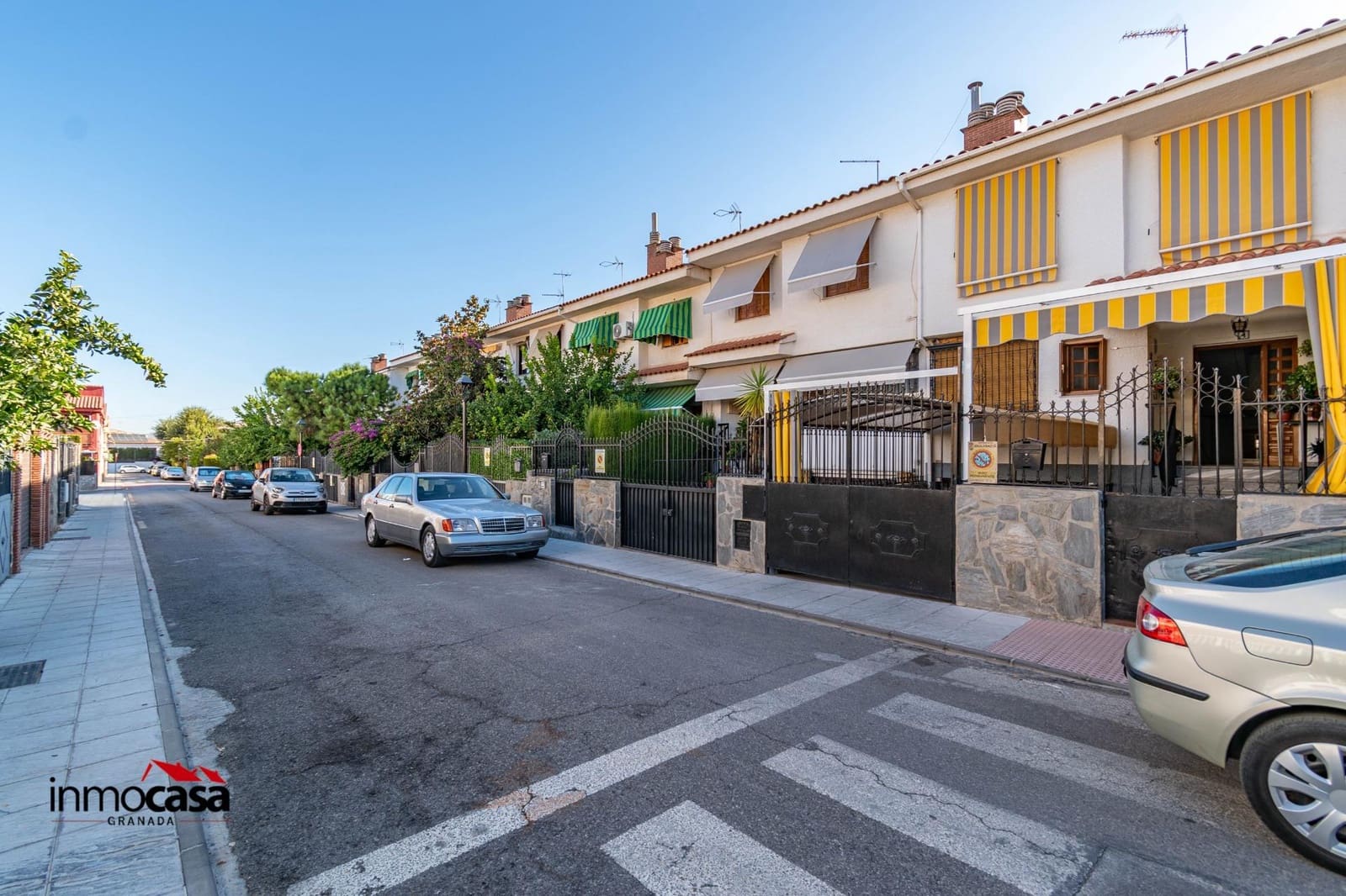 Adosado de 3 habitaciones en Ogíjares en venta con garaje - 229.000 € (Ref: 9243162)
