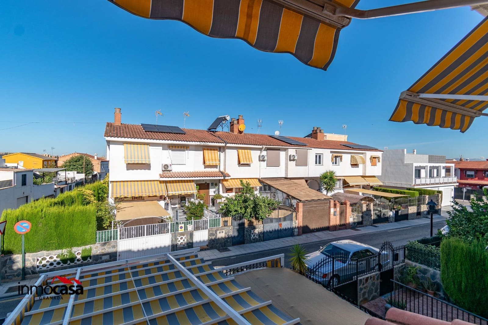 Adosado de 3 habitaciones en Ogíjares en venta con garaje - 229.000 € (Ref: 9243162)