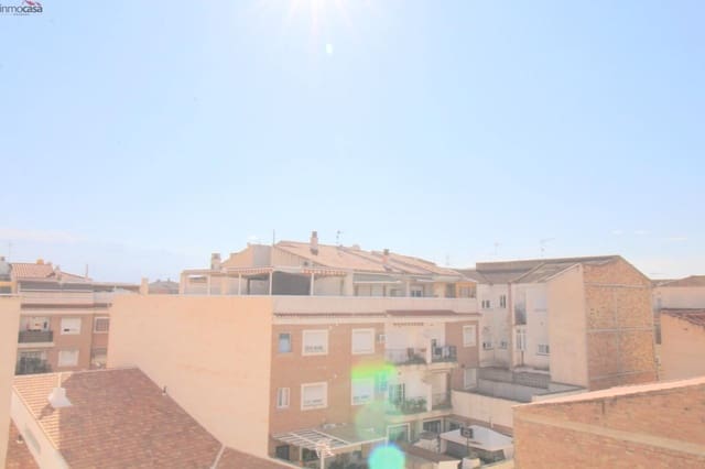 2 bedroom Penthouse for rent in Armilla - € 750 (Ref: 9257475)