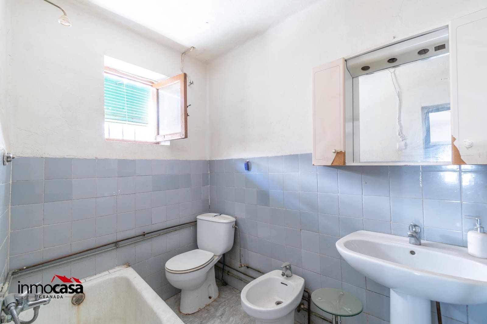 4 soverom Kjedet enebolig til salgs i Las Gabias - € 99 900 (Ref: 9269920)