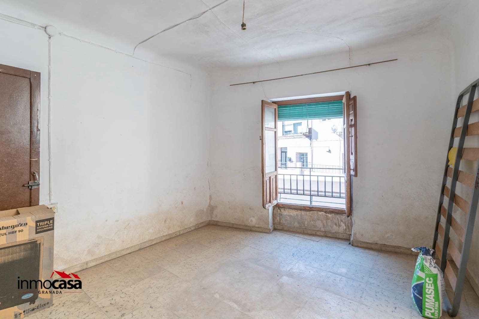 4 soverom Kjedet enebolig til salgs i Las Gabias - € 99 900 (Ref: 9269920)