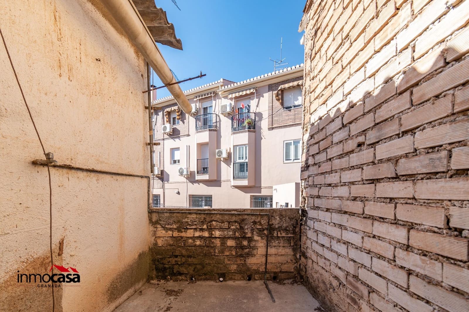 4 soverom Kjedet enebolig til salgs i Las Gabias - € 99 900 (Ref: 9269920)