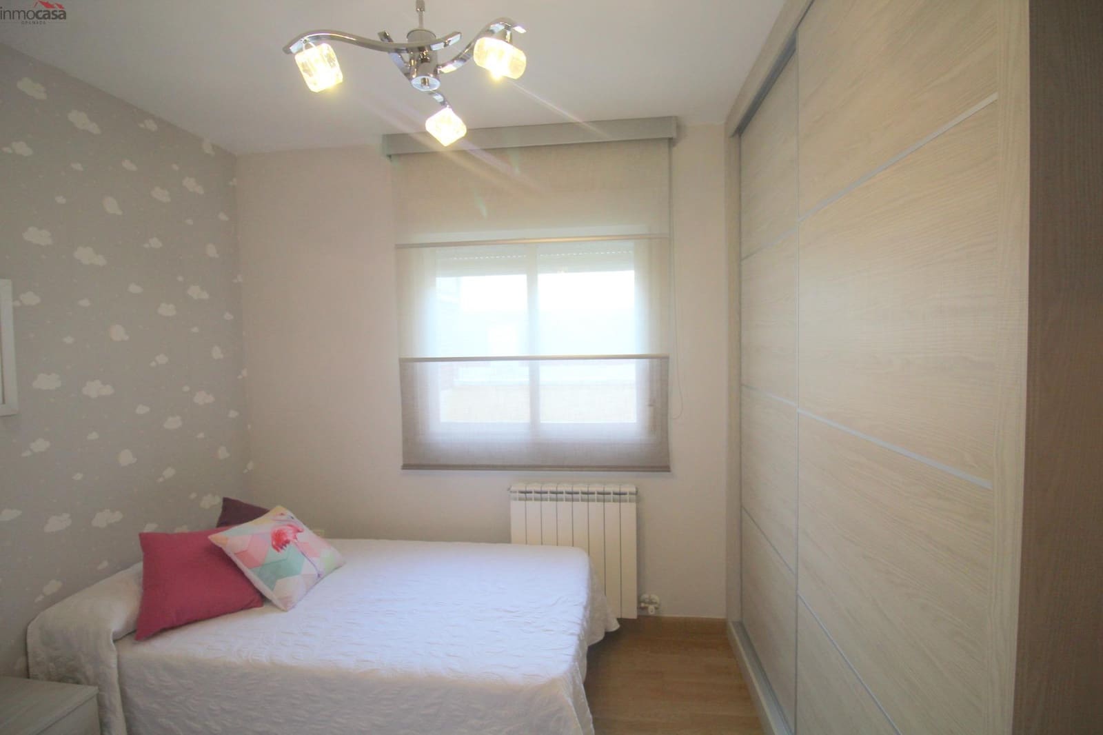 3 soveværelse Penthouse til leje i Churriana de la Vega - € 900 (Ref: 9272753)