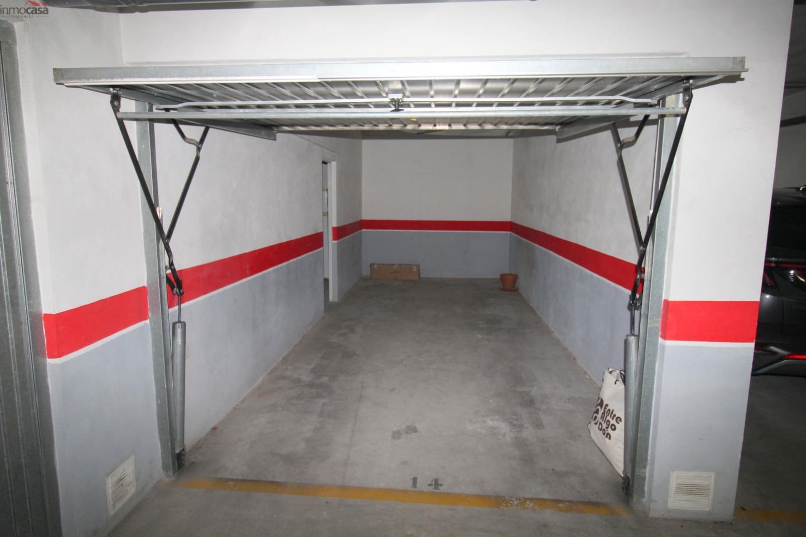 3 soveværelse Penthouse til leje i Churriana de la Vega - € 900 (Ref: 9272753)