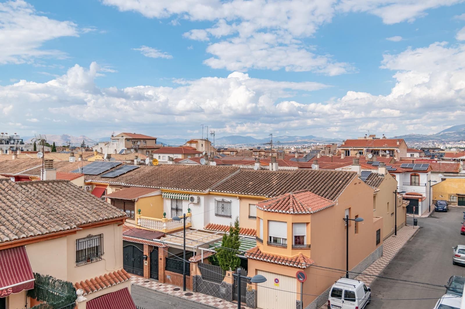 3 soverom Leilighet til salgs i Armilla med garasje - € 170 000 (Ref: 9291757)