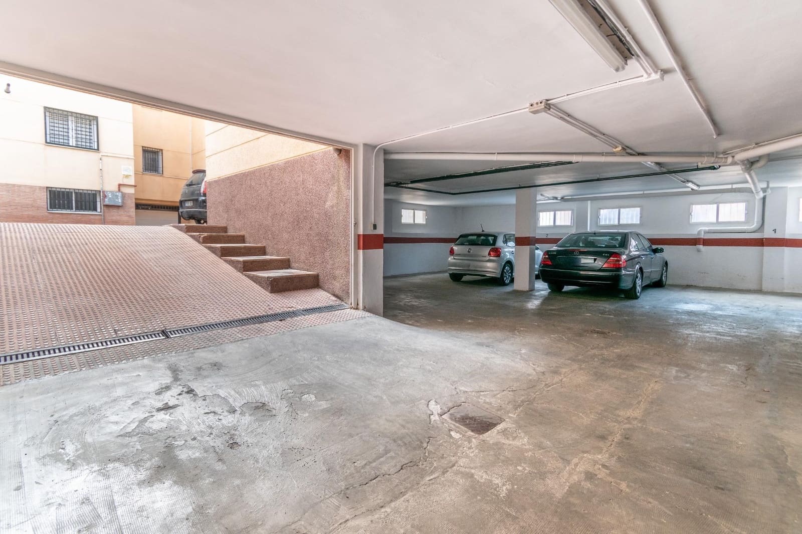 3 soverom Leilighet til salgs i Armilla med garasje - € 170 000 (Ref: 9291757)