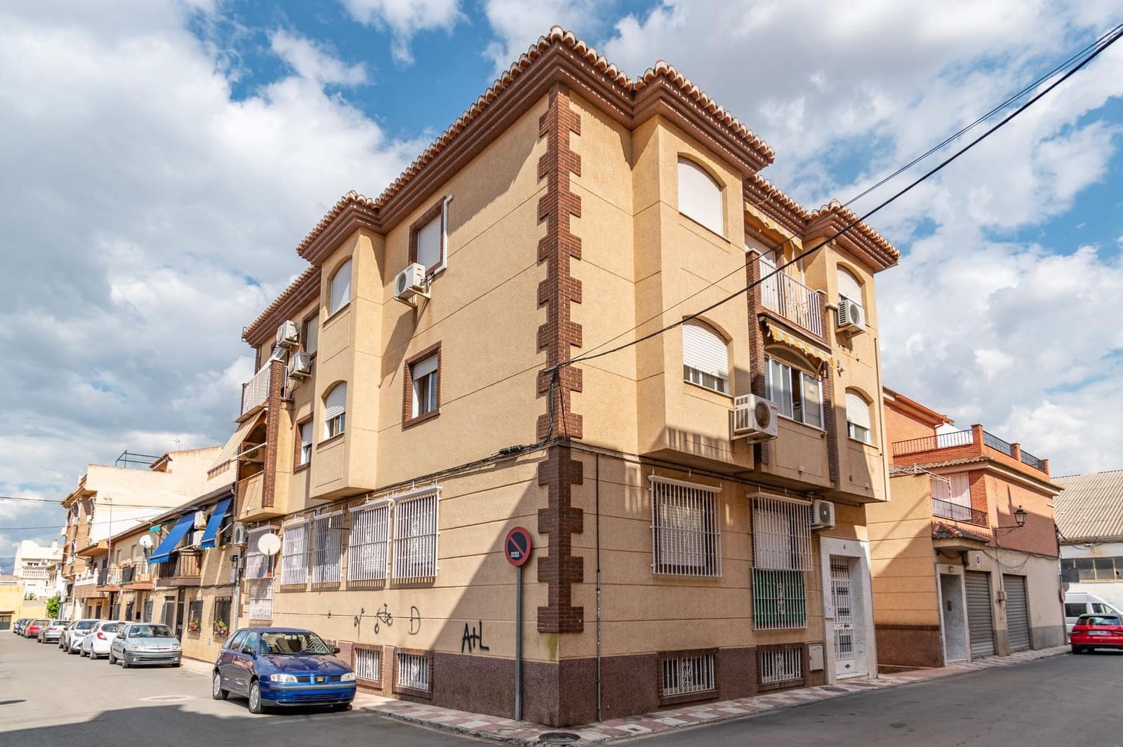 3 soveværelse Lejlighed til salg i Armilla med garage - € 170.000 (Ref: 9291757)