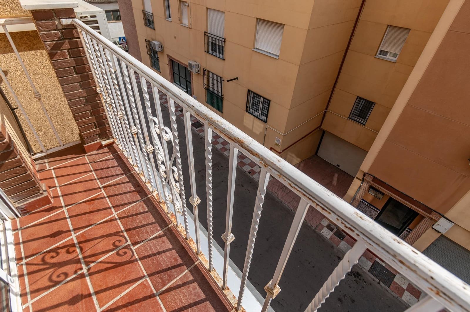 3 soveværelse Lejlighed til salg i Armilla med garage - € 170.000 (Ref: 9291757)