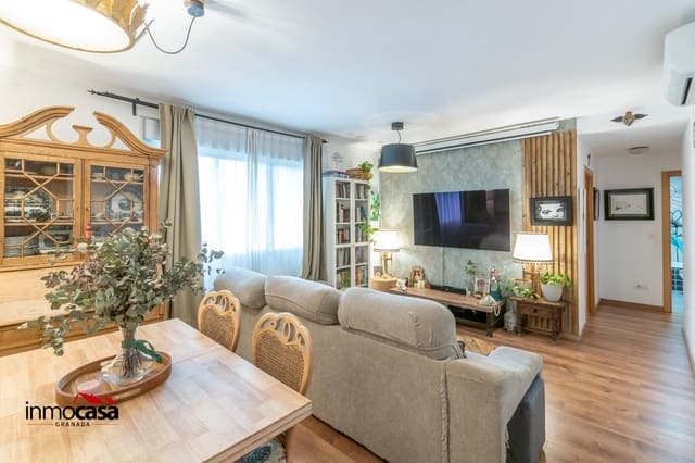 Piso de 3 habitaciones en Alhendín en venta con piscina garaje - 209.900 € (Ref: 9301191)