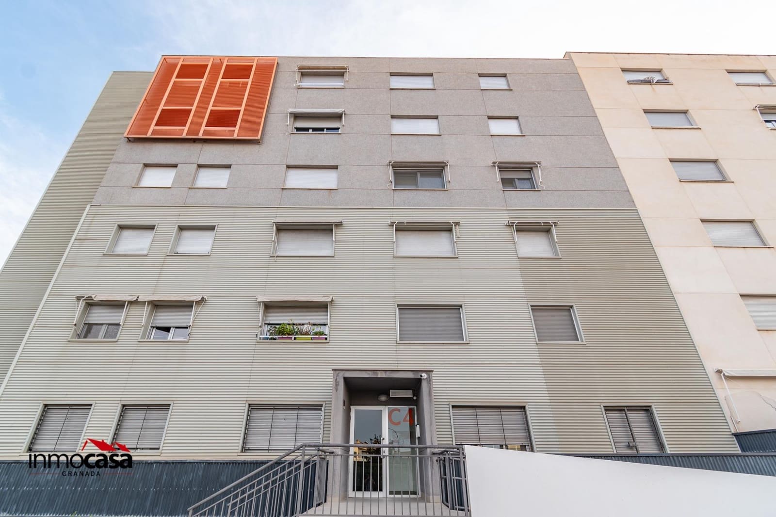 Piso de 3 habitaciones en Alhendín en venta con piscina garaje - 209.900 € (Ref: 9301191)